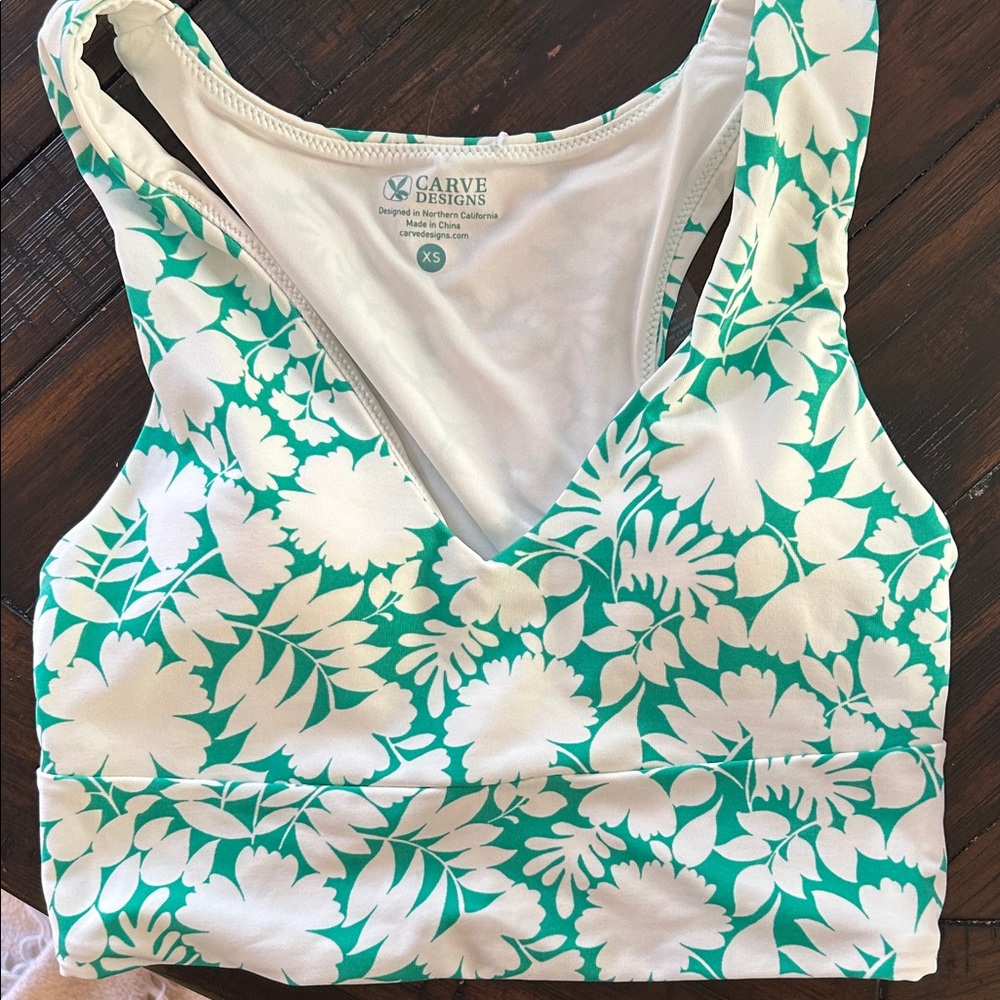 Carve Designs Teal and White Floral Top